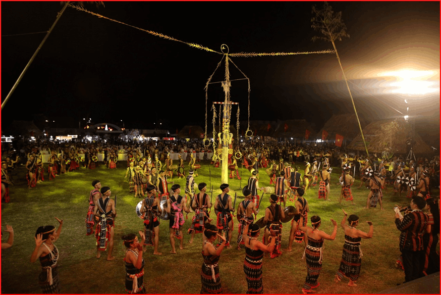 Tăng cường đưa hoạt động văn hóa, nghệ thuật phục vụ đồng bào các dân tộc thiểu số