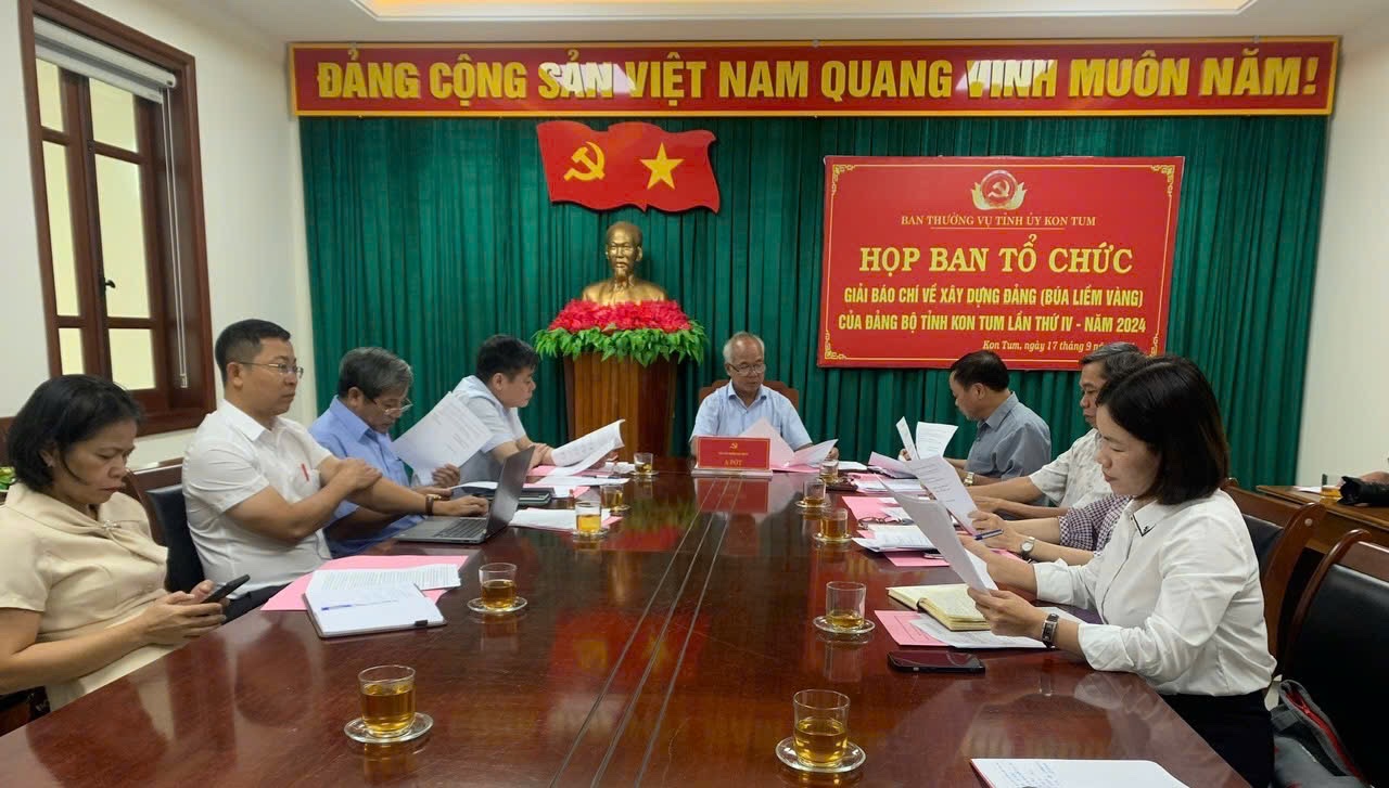 Kon Tum Nâng cao chất lượng, số lượng bài dự thi giải Búa liềm vàng năm 2024