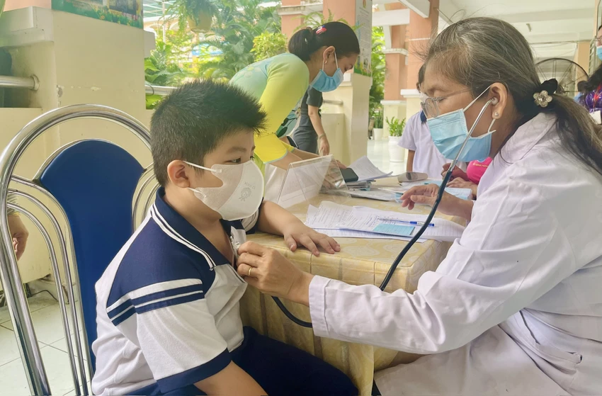 TP Hồ Chí Minh phấn đấu cơ bản hoàn thành tiêm vaccine sởi trong tháng 9