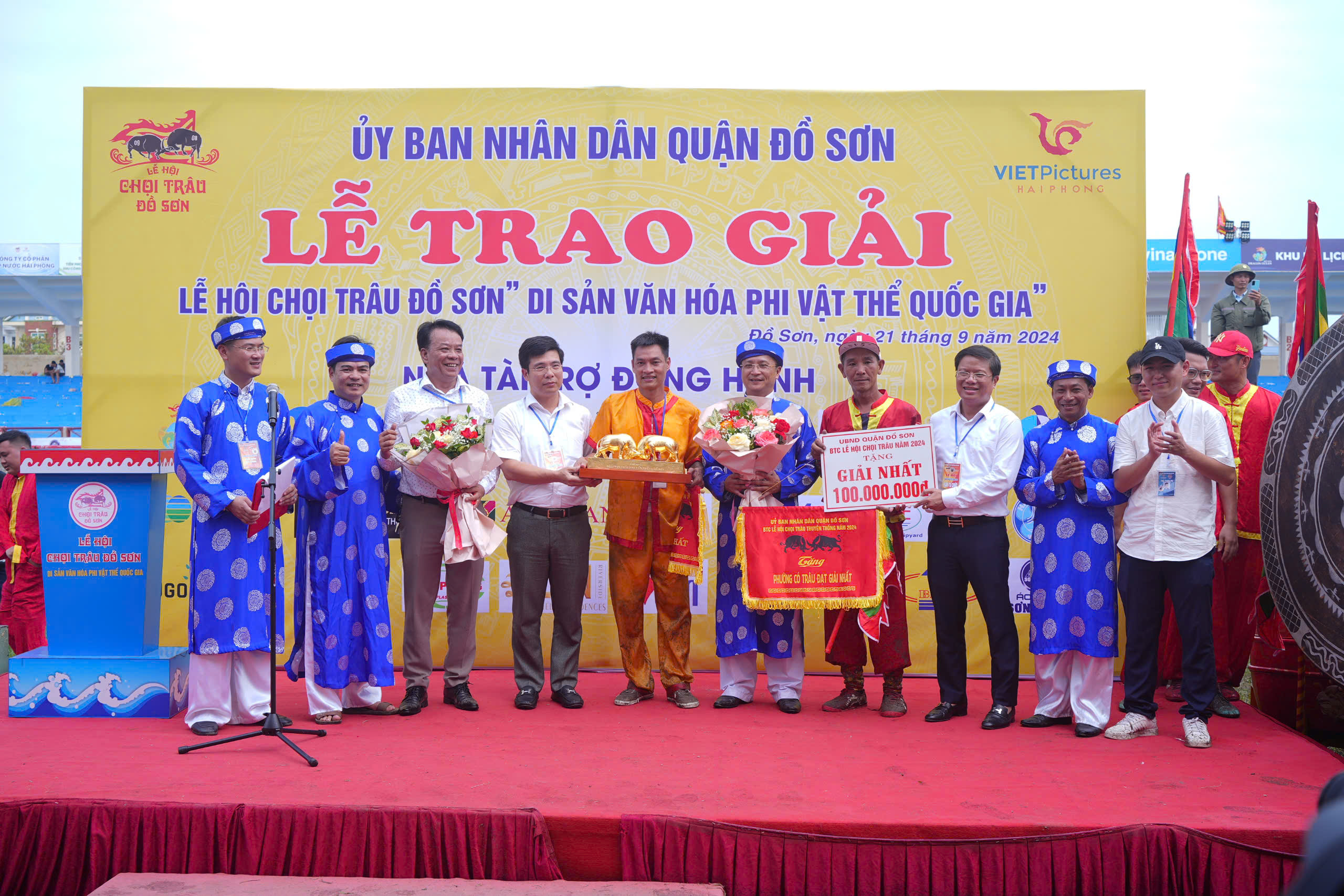 Hải Phòng Lễ hội Chọi trâu truyền thống Đồ Sơn năm 2024