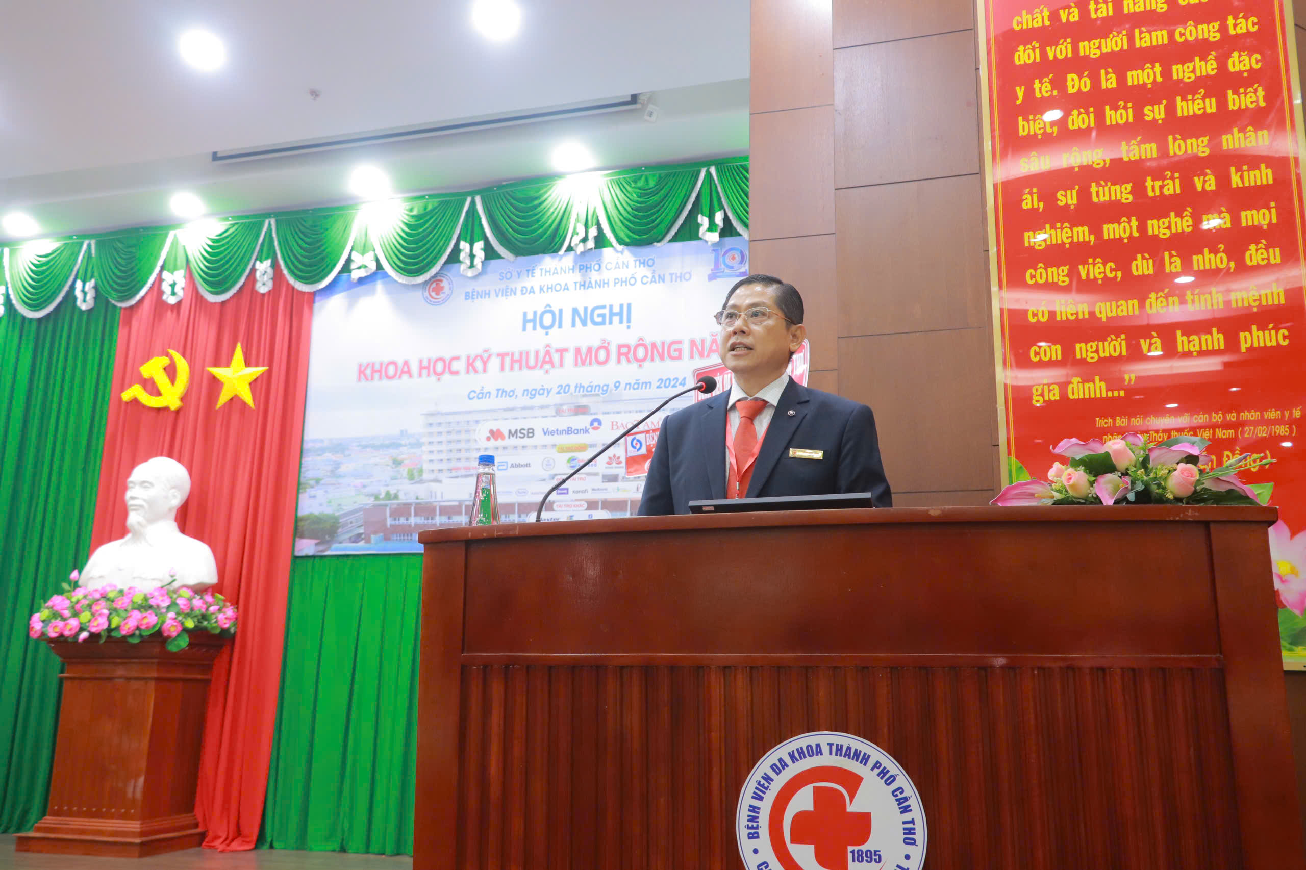 Nhiều cơ hội hợp tác, chuyển giao công nghệ phục vụ công tác khám, chữa bệnh