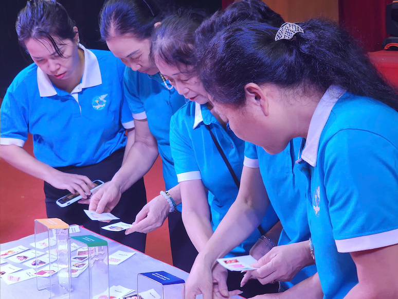 “Ngày Phụ nữ Thủ đô chung tay phân loại và xử lý rác thải”