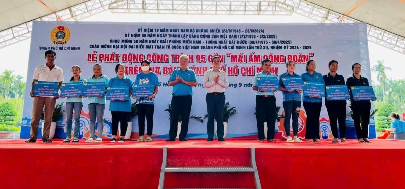 TP Hồ Chí Minh chung tay xóa nhà tạm, nhà dột nát trên địa bàn