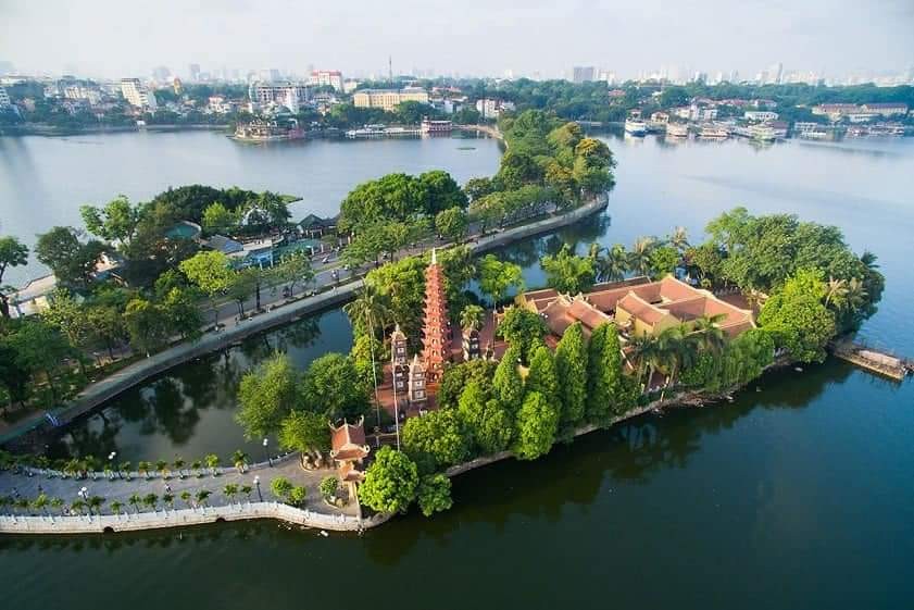 Phát triển du lịch gắn với công nghiệp văn hóa trên địa bàn quận Tây Hồ