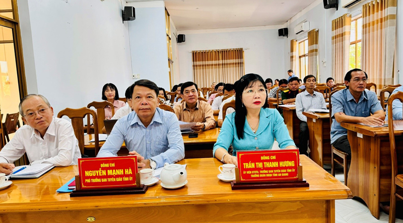 An Giang Phổ biến, quán triệt chủ trương của Đảng về văn hóa, văn học, nghệ thuật