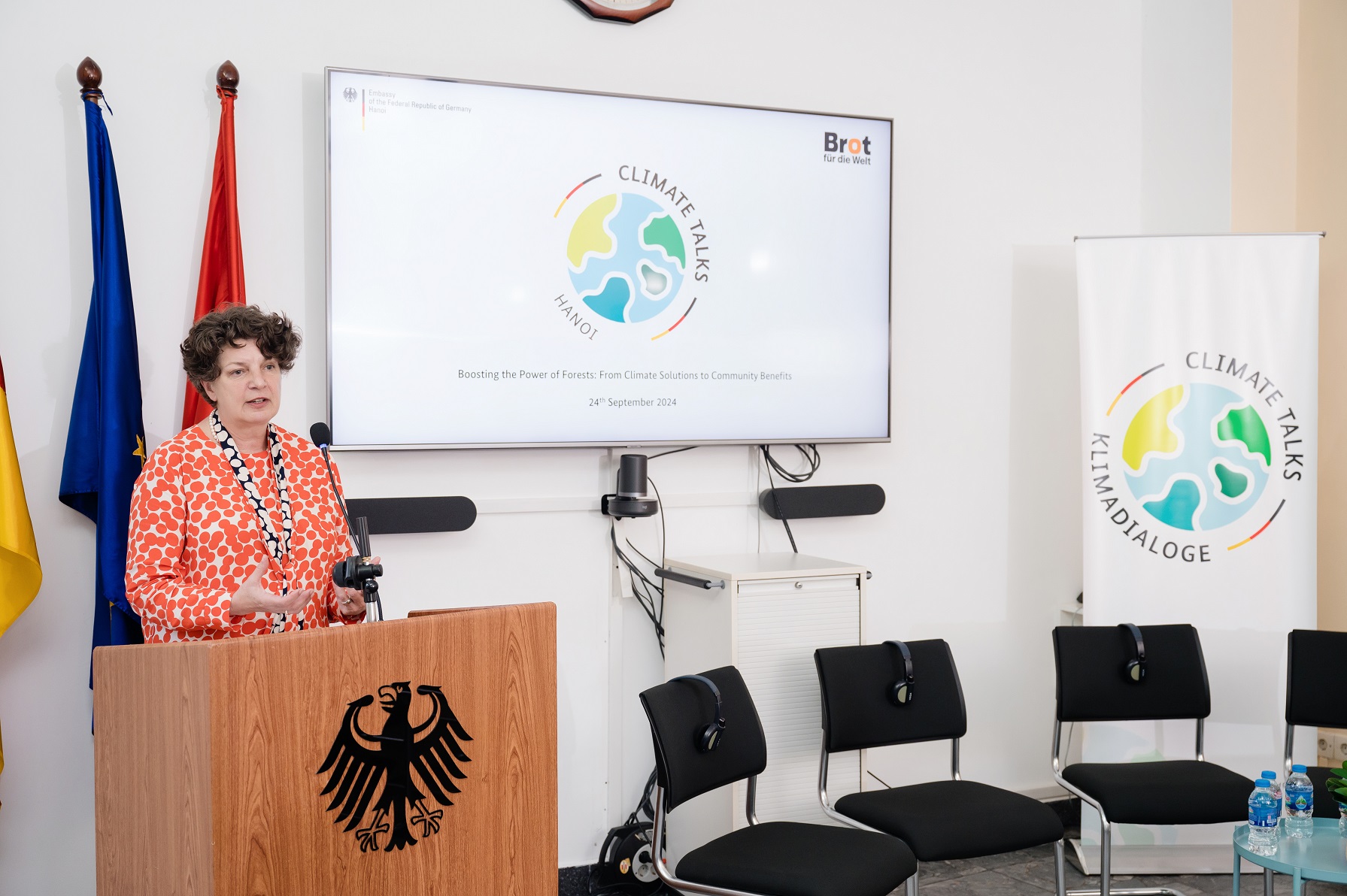 Tăng cường sức mạnh của rừng Từ các giải pháp khí hậu đến lợi ích cộng đồng