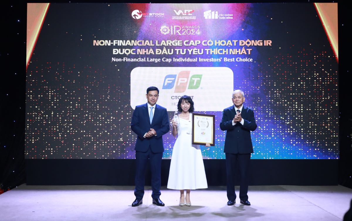 IR Awards 2024 Nhà đầu tư và định chế tài chính tiếp tục đánh giá cao FPT