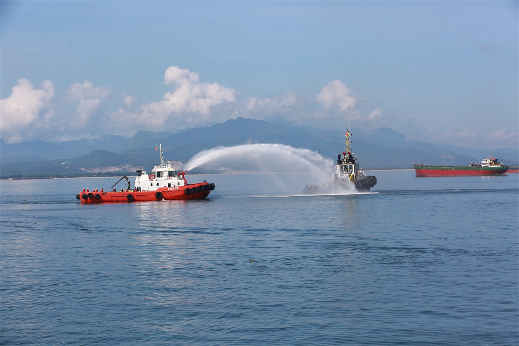 BSR tổ chức thực tập ứng phó tình huống khẩn cấp tràn, đổ dầu