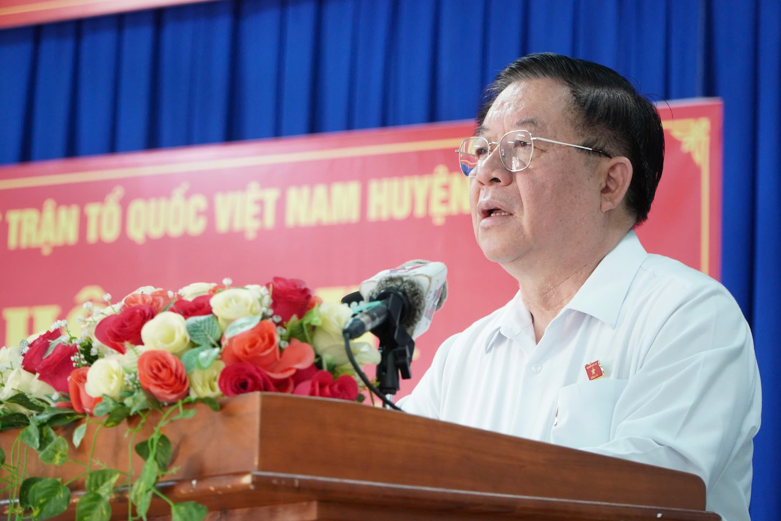 Đồng chí Nguyễn Trọng Nghĩa tiếp xúc cử tri huyện Tân Biên Tây Ninh