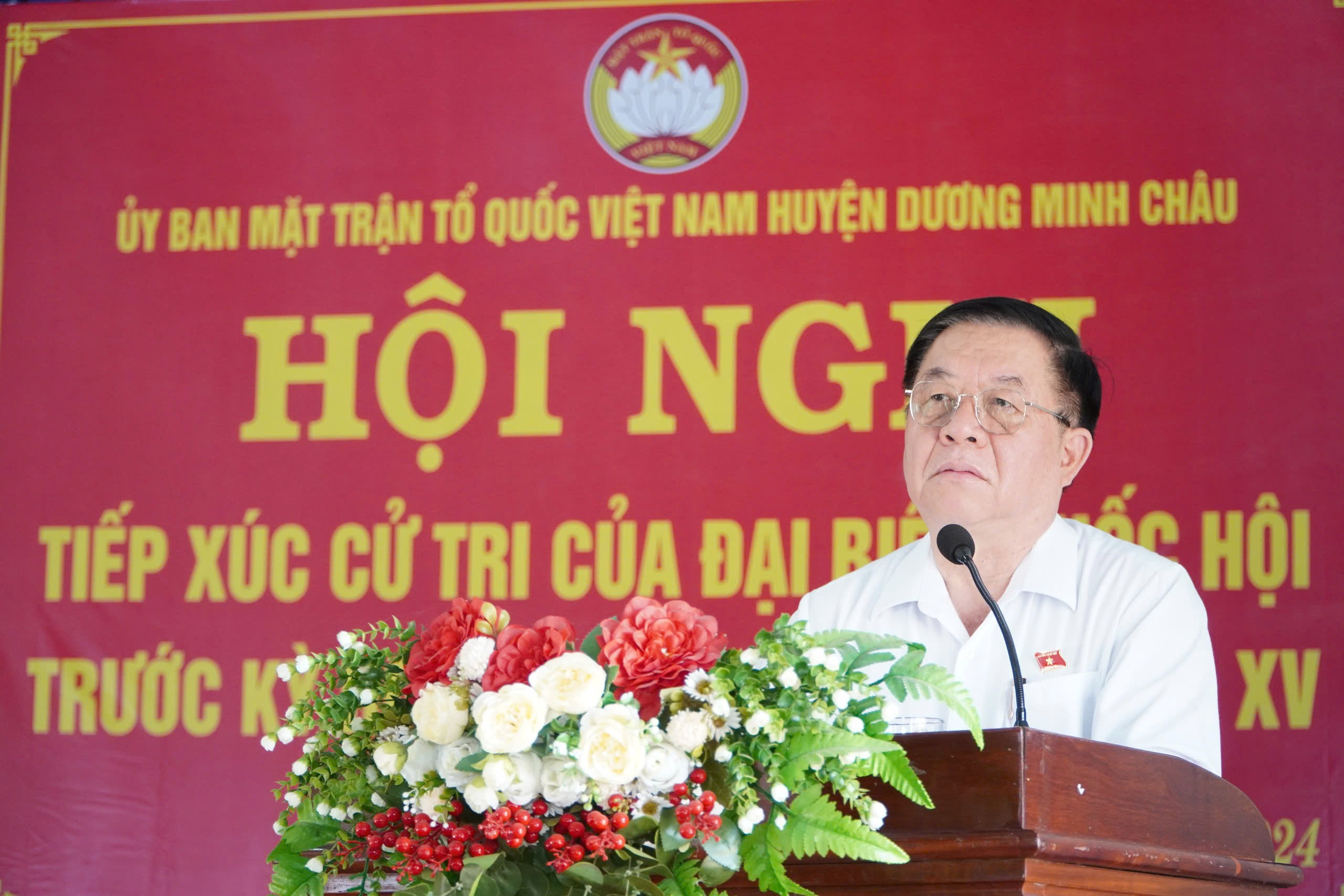 Đồng chí Nguyễn Trọng Nghĩa tiếp xúc cử tri huyện Dương Minh Châu Tây Ninh