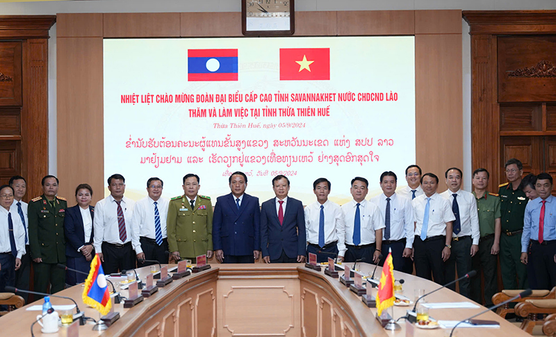 Tăng cường quan hệ hợp tác giữa Thừa –Thiên Huế và tỉnh Savannakhet Lào
