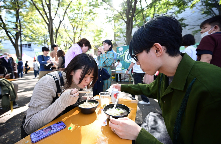 Việt Nam là “thiên đường ẩm thực” của du khách Hàn Quốc, Nhật Bản và Thái Lan