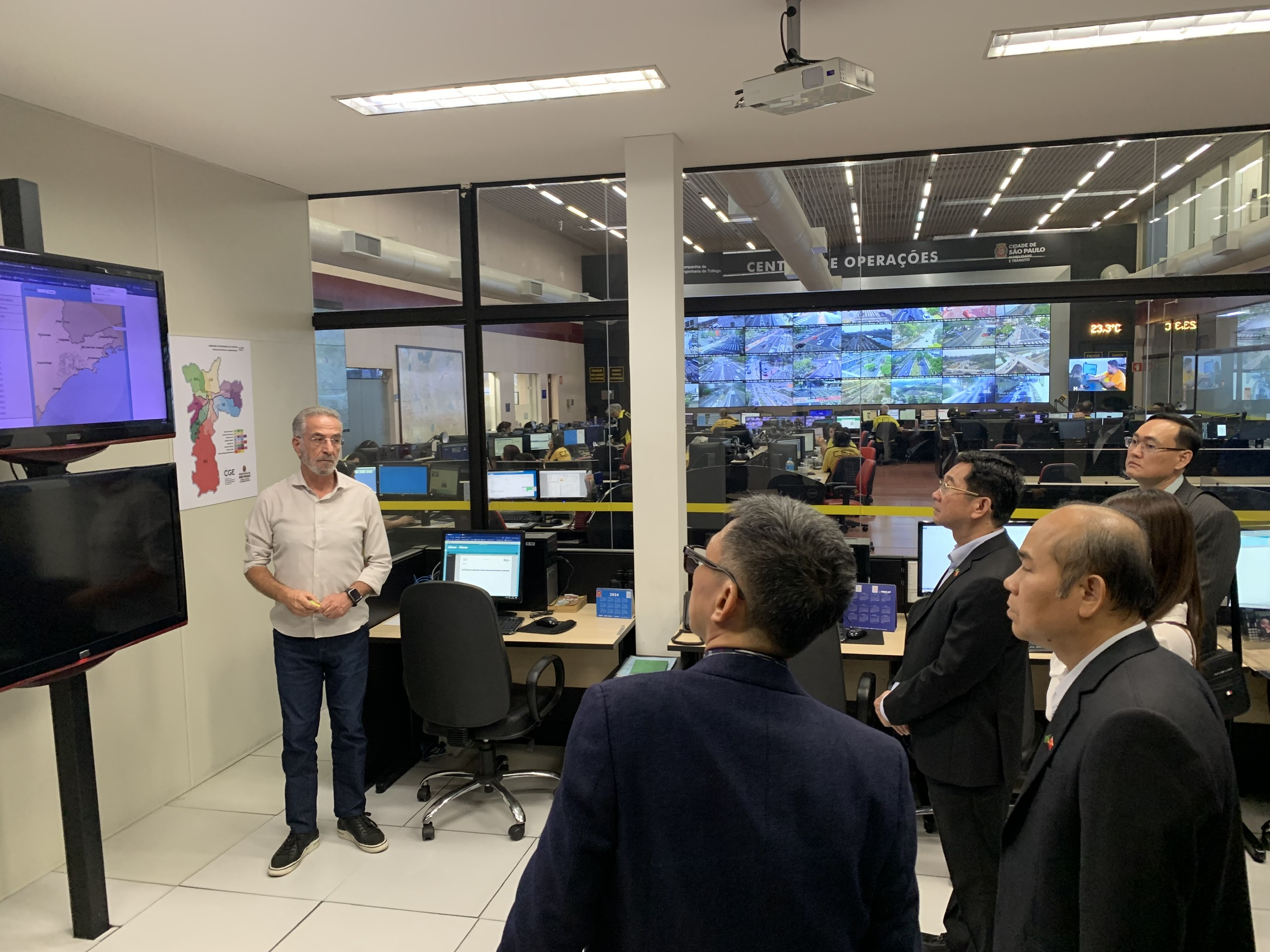 Chia sẻ kinh nghiệm giữa TP Hồ Chí Minh và TP São Paulo của Brazil