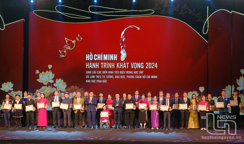 Hồ Chí Minh - Hành trình khát vọng