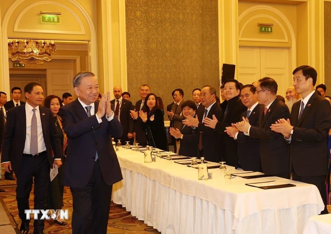 Tiếp tục làm cầu nối vững chắc trong quan hệ hữu nghị Việt Nam - Ireland