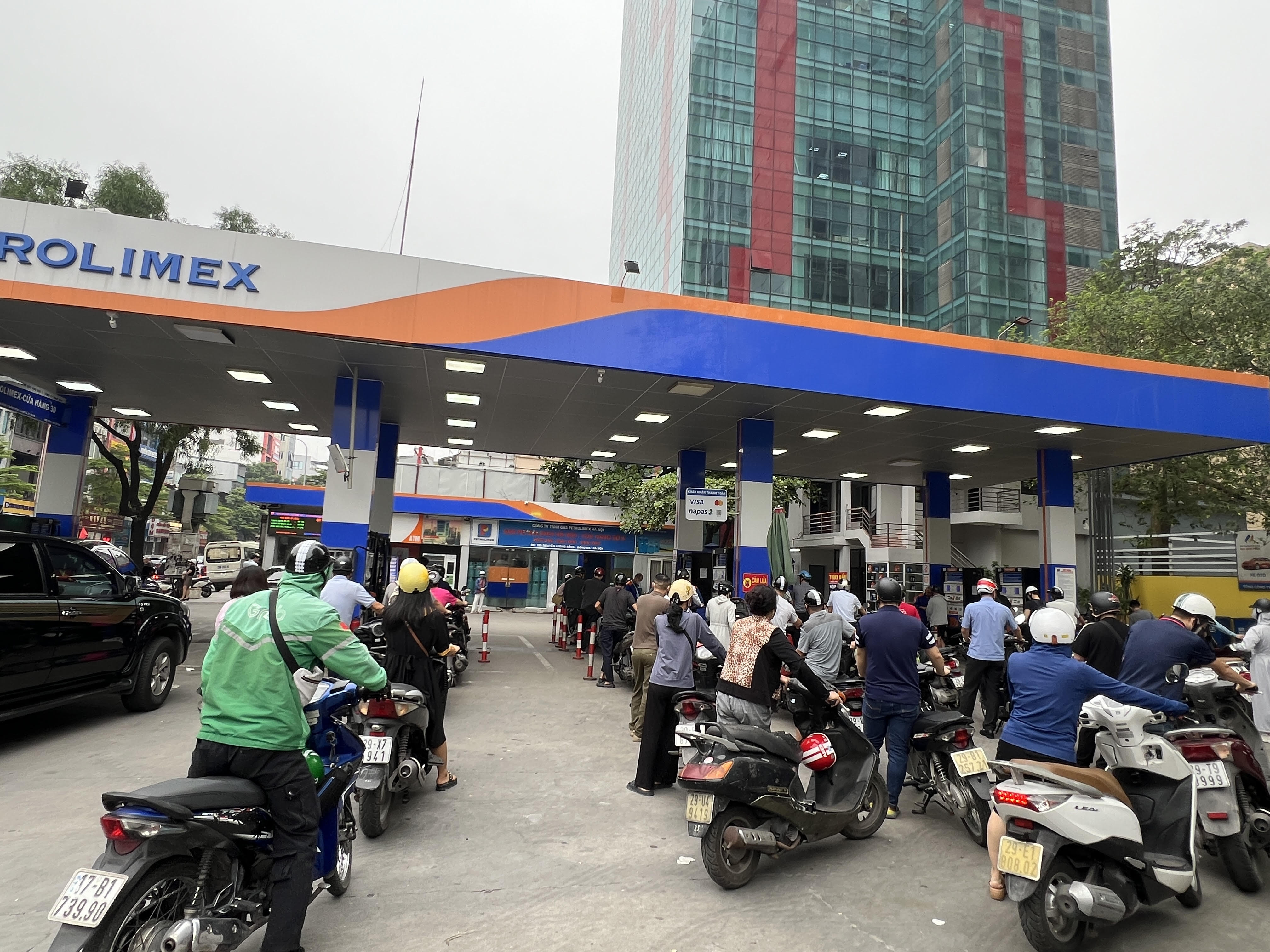 Quỹ Bình ổn giá xăng dầu đến hết quý II 2024 còn hơn 6 000 tỷ đồng