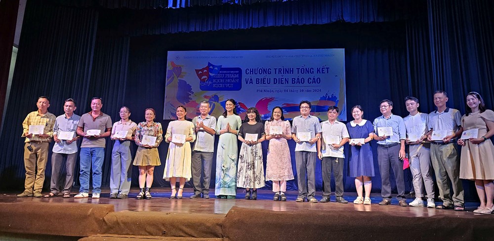 Bồi dưỡng kỹ năng viết tiểu phẩm, kịch ngắn, kịch vui cho cán bộ làm văn hóa