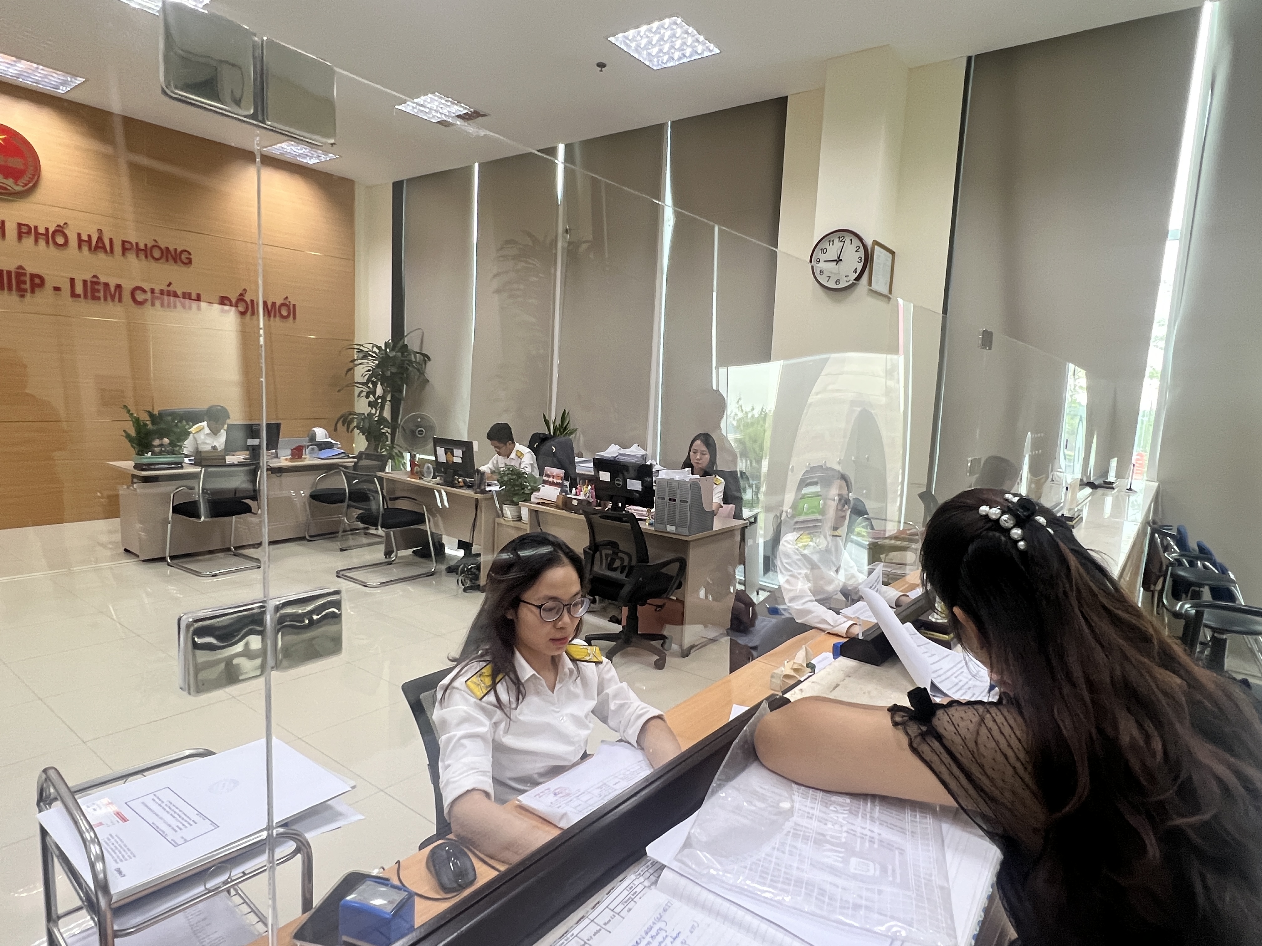 9 tháng thu ngân sách nhà nước do ngành thuế quản lý đạt 82,7 dự toán