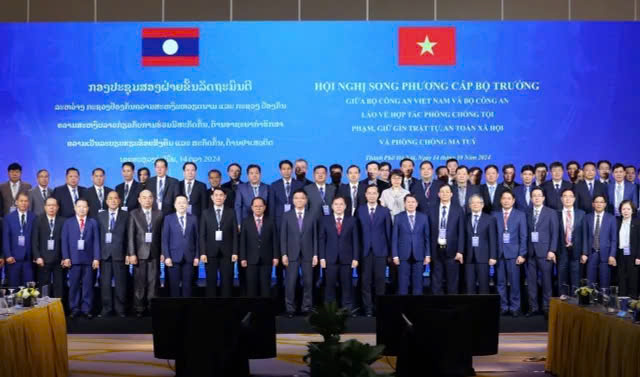 Công an Việt Nam - Lào phối hợp triệt phá thu 60 tấn ma túy