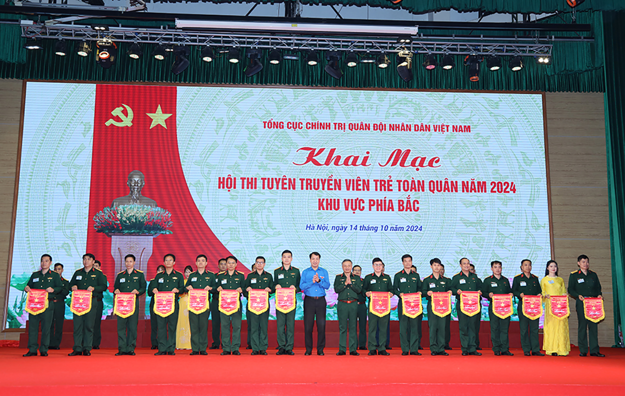 Hội thi tuyên truyền viên trẻ toàn quân khu vực phía Bắc năm 2024