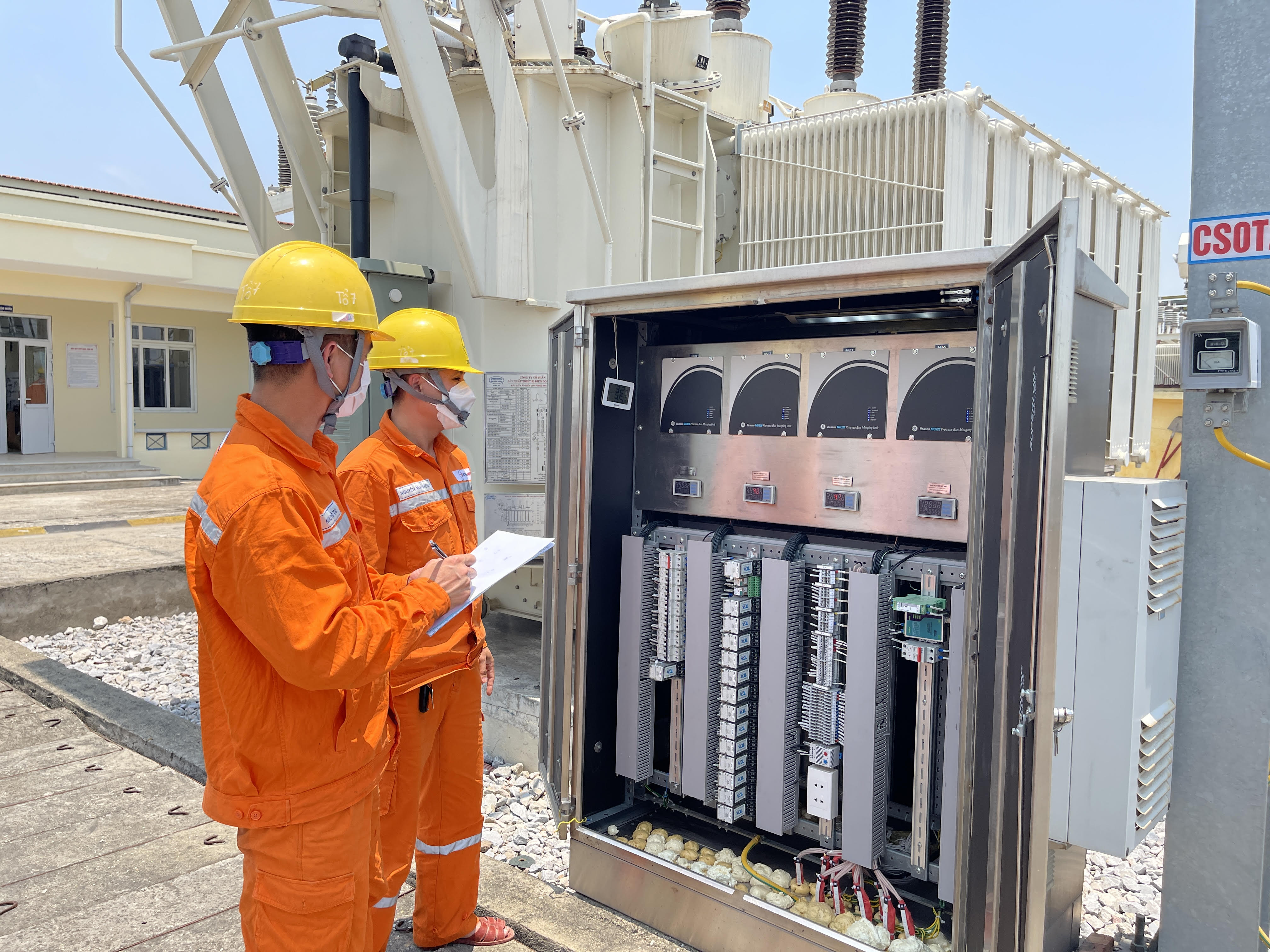 Tăng giá điện, mỗi gia đình sẽ phải trả thêm bao nhiêu tiền mỗi tháng