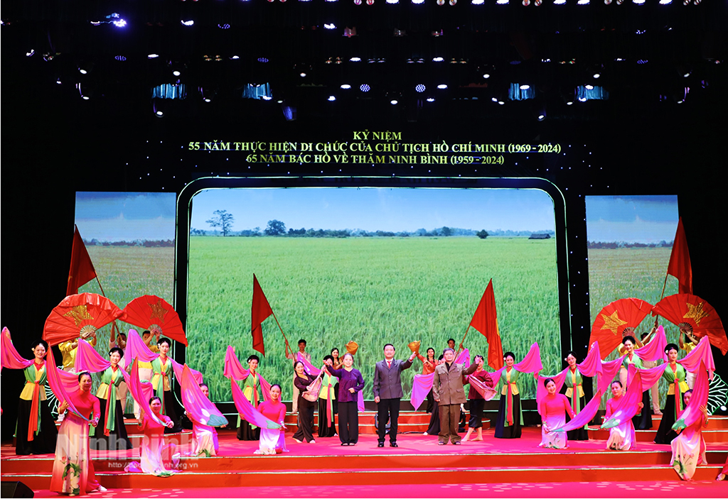 Ninh Bình kỷ niệm 55 năm thực hiện Di chúc của Chủ tịch Hồ Chí Minh