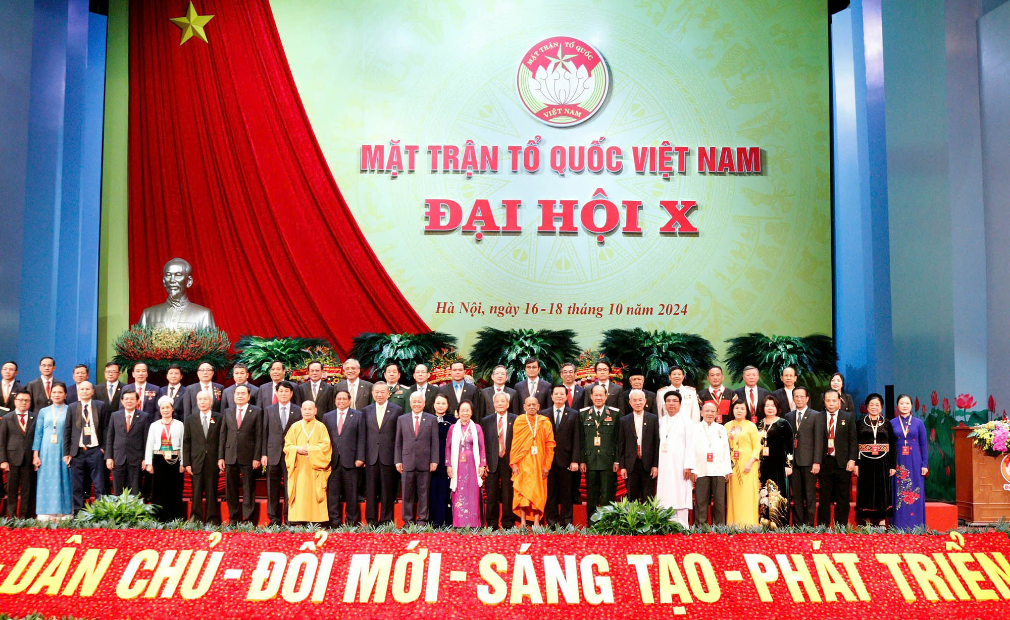 Hình ảnh khai mạc Đại hội đại biểu Mặt trận Tổ quốc Việt Nam lần thứ X, nhiệm kỳ 2024-2029