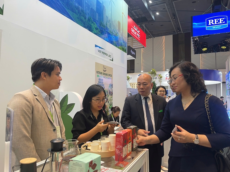 Thúc đẩy hợp tác toàn cầu vì tương lai xanh