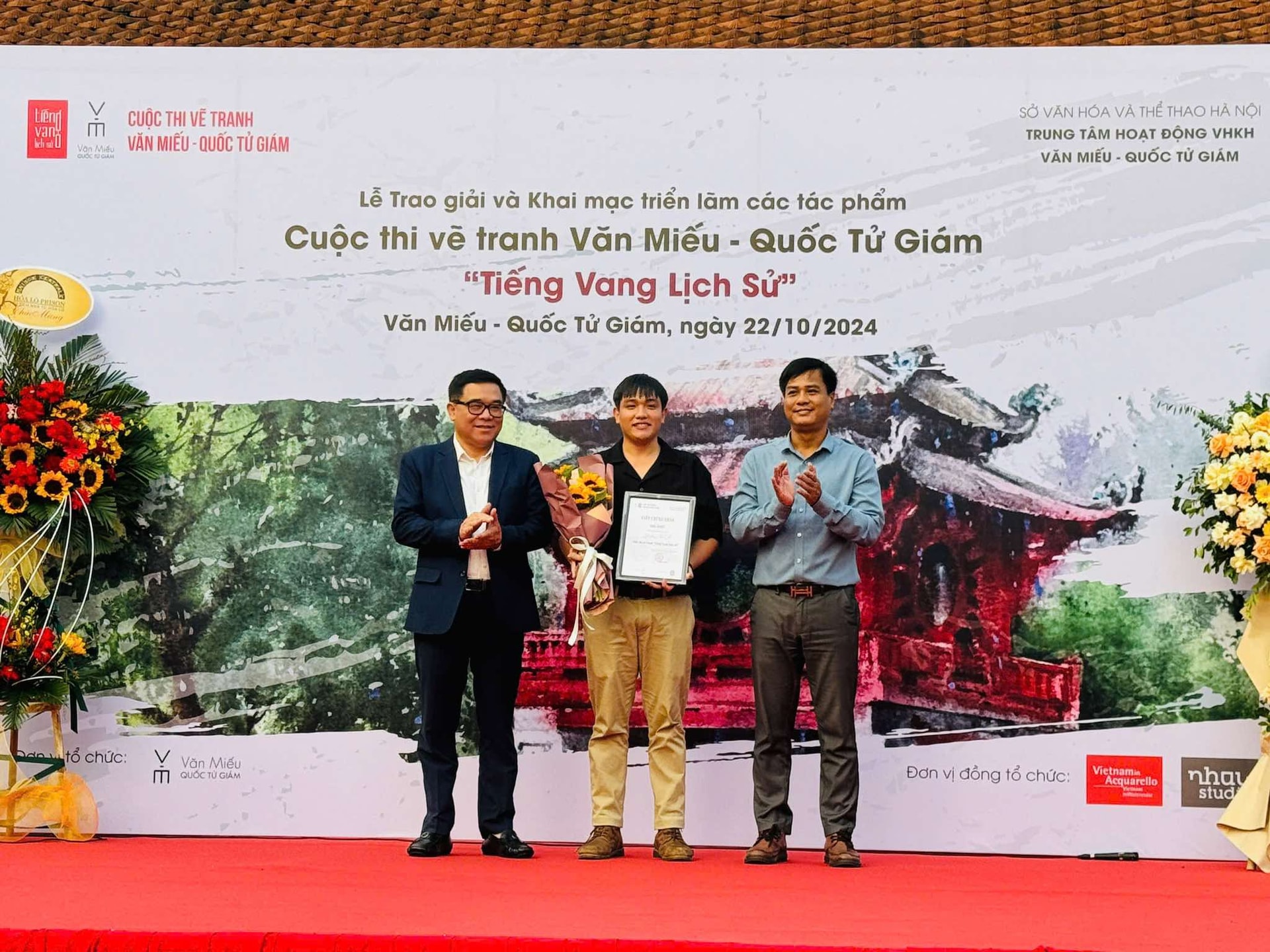 17 tác phẩm đoạt giải cuộc thi Tiếng vang lịch sử Diễn giải Văn Miếu-Quốc Tử Giám qua hội họa