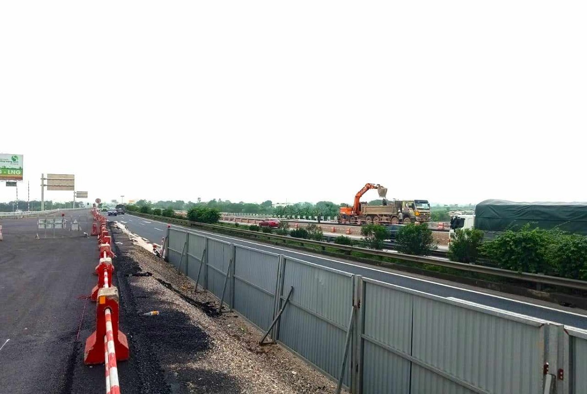 Đường dân sinh trên tuyến cao tốc Bắc - Nam sẽ hoàn thiện vào năm 2025