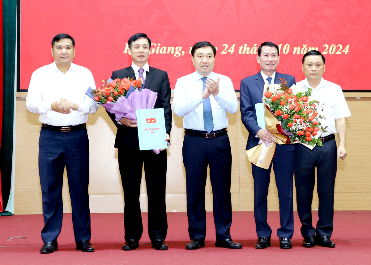 Hà Giang Công bố Quyết định của Ban Thường vụ Tỉnh ủy về công tác cán bộ