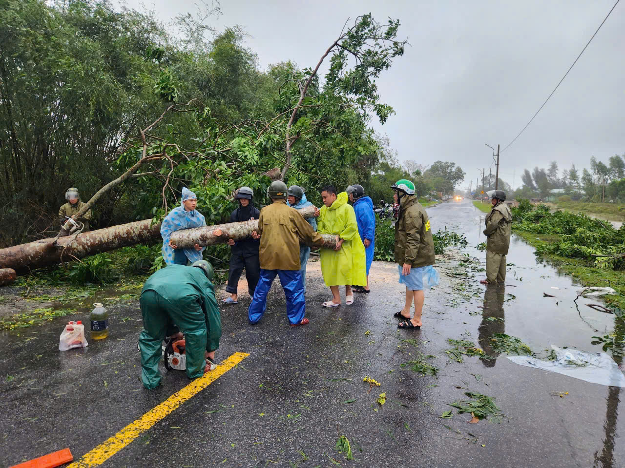 Thừa Thiên Huế Chủ động nắm bắt thông tin để kịp thời ứng cứu cho người dân