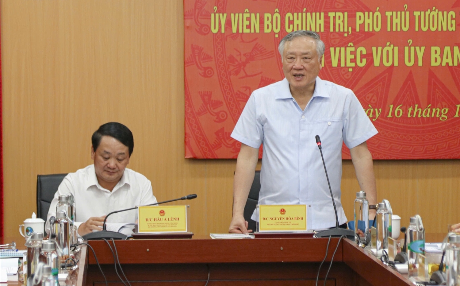 Kết luận của Phó Thủ tướng Thường trực Chính phủ Nguyễn Hòa Bình tại buổi làm việc với Ủy ban Dân tộc