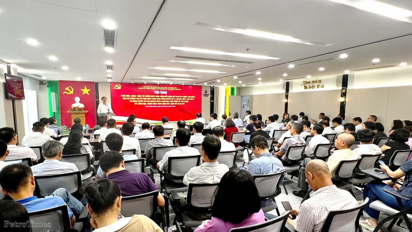 Đảng ủy PVFCCo quán triệt và triển khai Kết luận 76-KL TW Tạo động lực phát triển bền vững