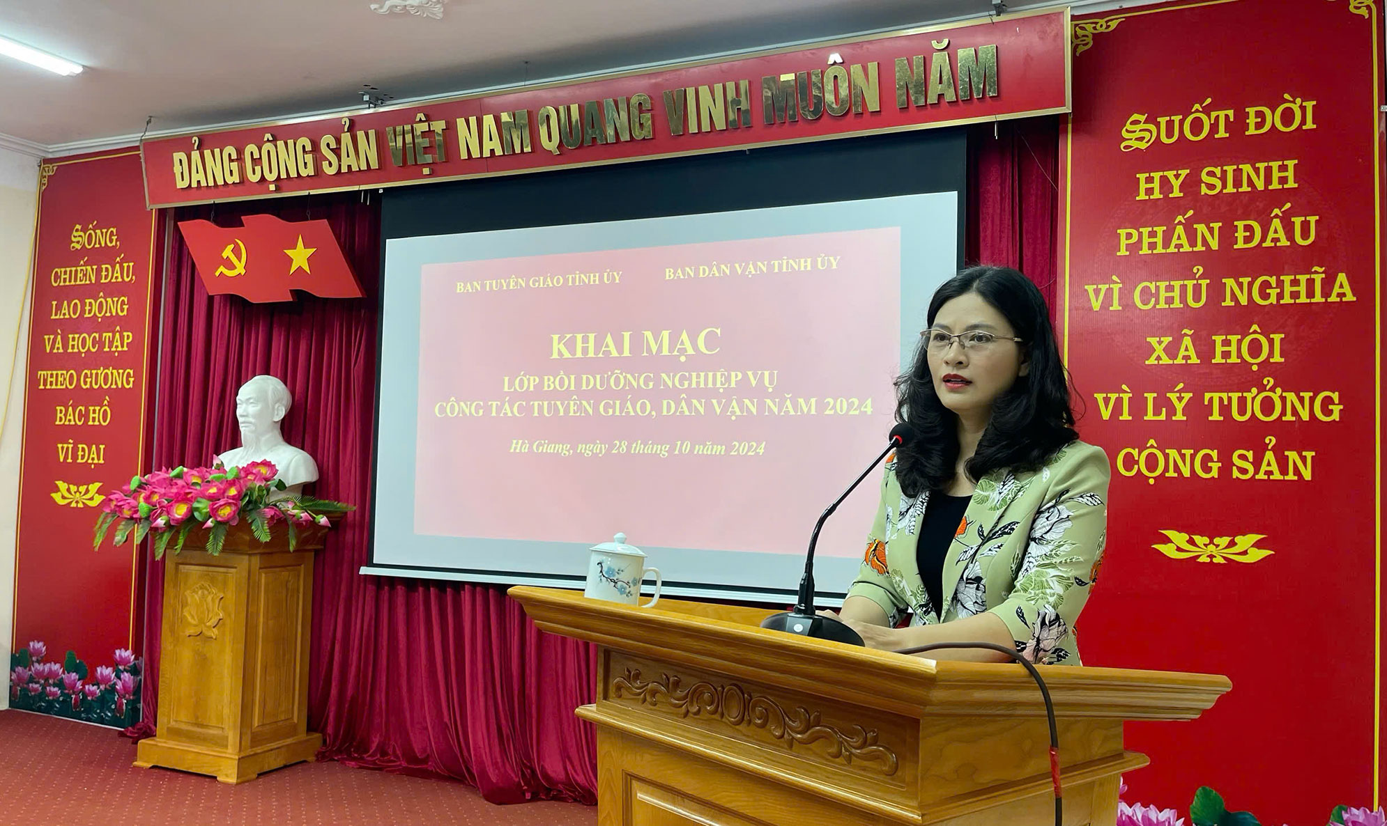 Hà Giang Bồi dưỡng nghiệp vụ công tác tuyên giáo, dân vận cho cán bộ cấp cơ sở