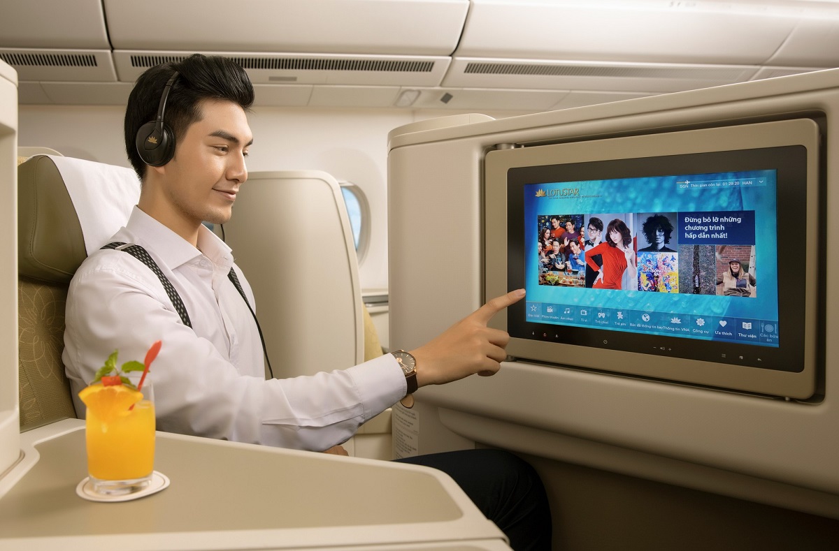 Vietnam Airlines nhận 2 giải thưởng tại MMA Smarties 2024