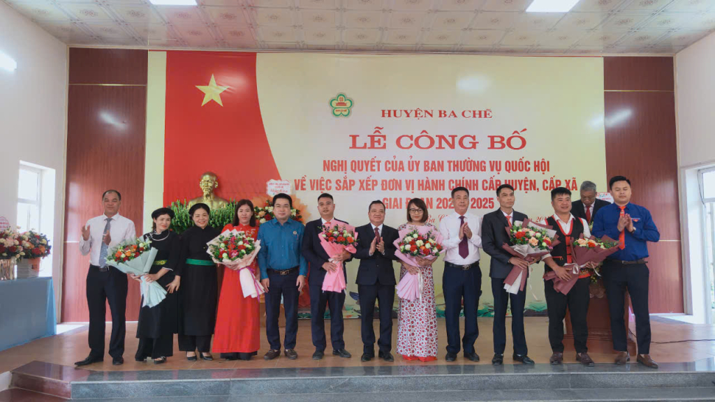 Quảng Ninh Công bố sáp nhập, điều chỉnh đơn vị hành chính cấp xã tại nhiều địa phương