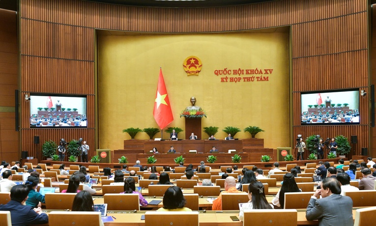 Tiếp tục tháo gỡ nút thắt để hỗ trợ nền kinh tế