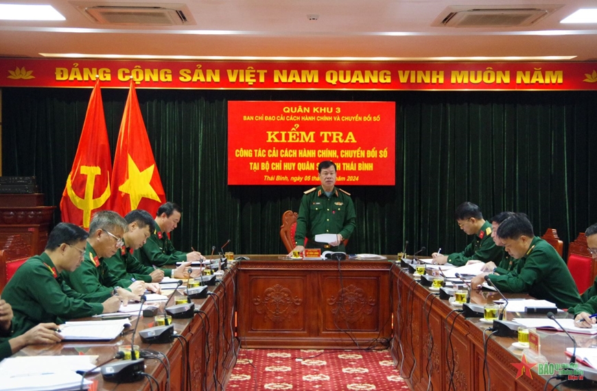 Kiểm tra công tác cải cách hành chính, chuyển đổi số Bộ Chỉ huy Quân sự tỉnh Thái Bình