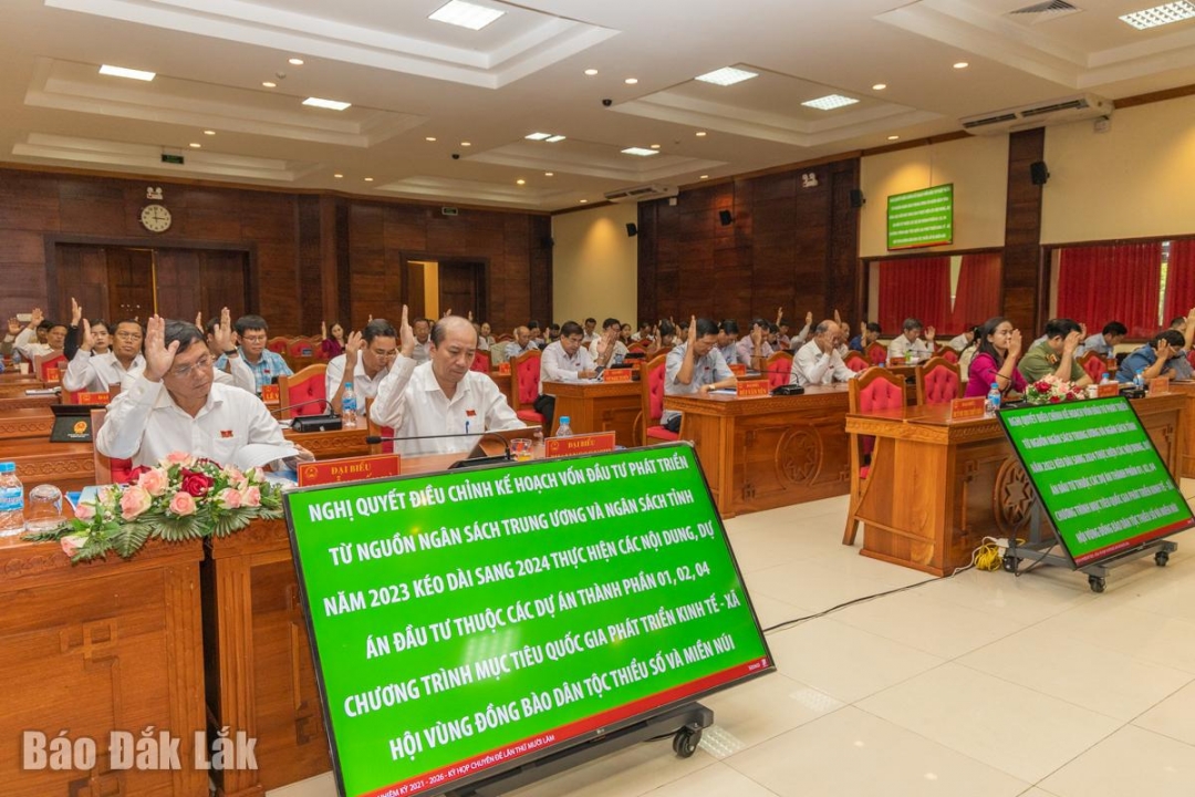 Thông qua 22 nghị quyết phục vụ công tác điều hành, quản lý kinh tế - xã hội