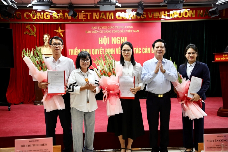 Báo điện tử Đảng Cộng sản Việt Nam triển khai Quyết định về công tác cán bộ
