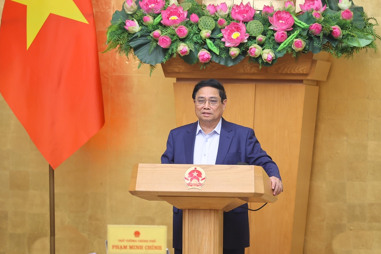 Phấn đấu đạt và vượt toàn bộ 15 15 chỉ tiêu chủ yếu của năm 2024