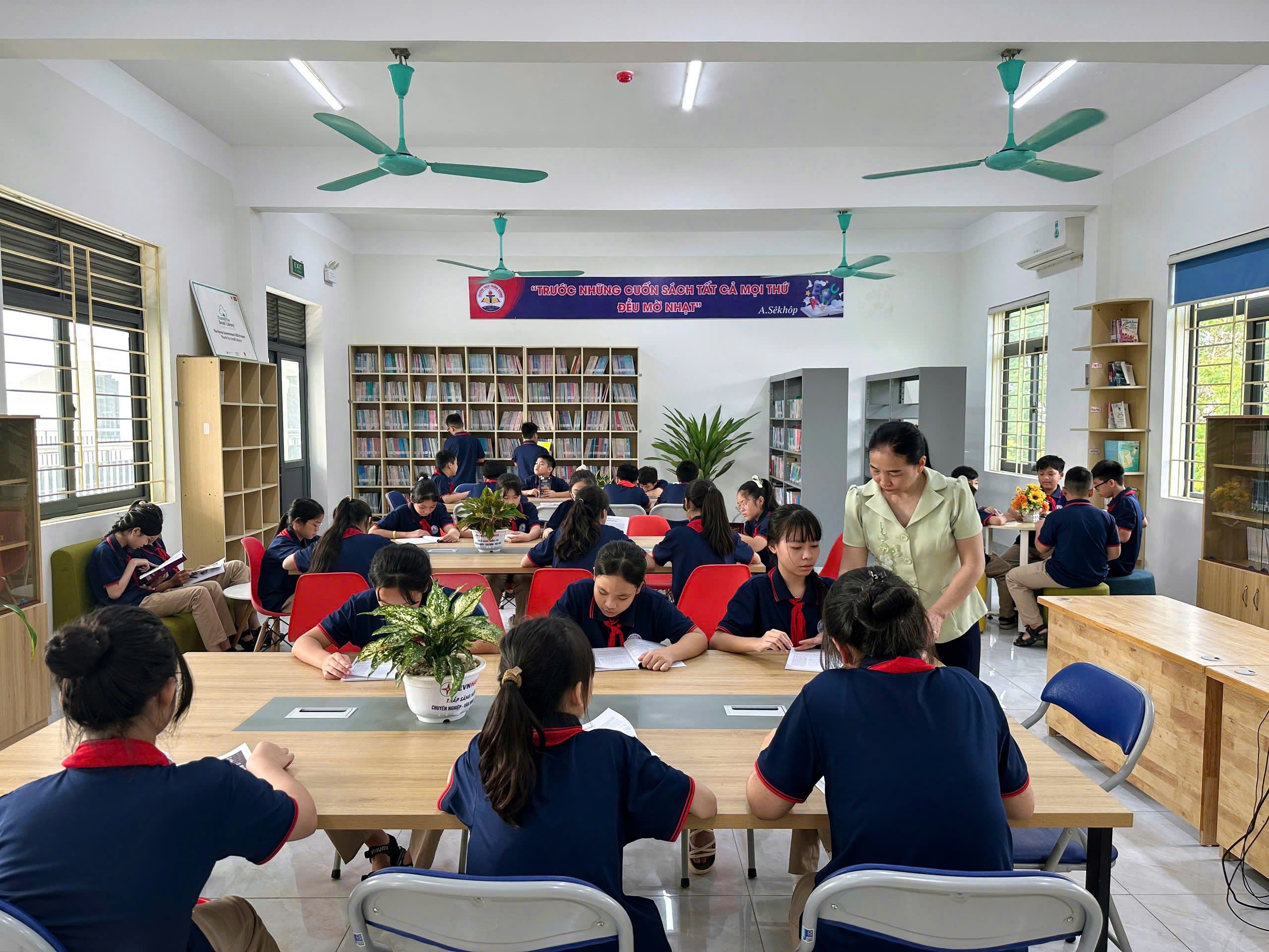 Thư viện Trường THCS Trưng Vương Nơi khơi dậy và bồi dưỡng niềm đam mê đọc sách