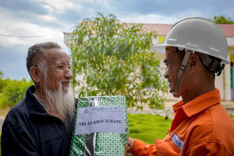 EVNCPC tổ chức chương trình “Tháng Tri ân khách hàng” năm 2024