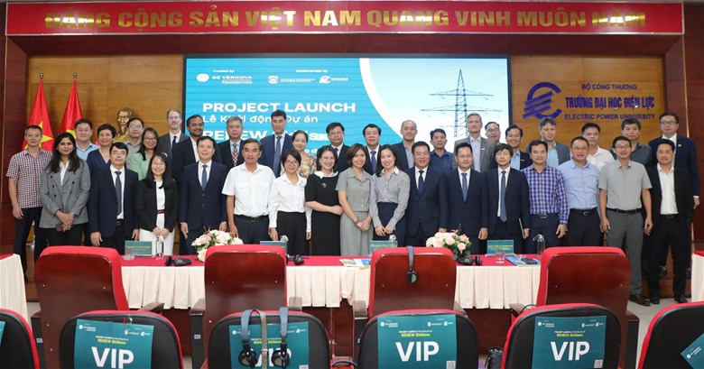 Tăng cường hợp tác trong đào tạo nhân lực cho điện gió