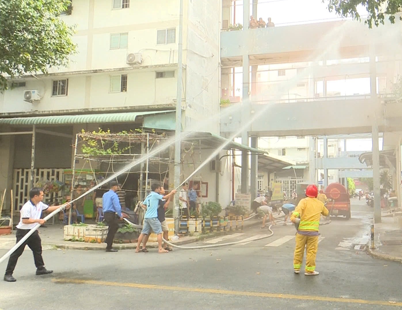 Bình Dương tăng cường công tác kiểm tra việc chấp hành quy định phòng cháy