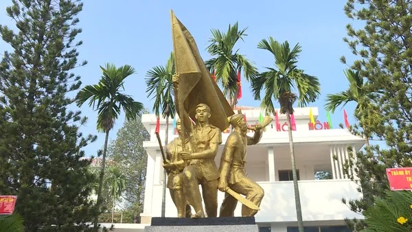 Ngày này năm xưa 23 11