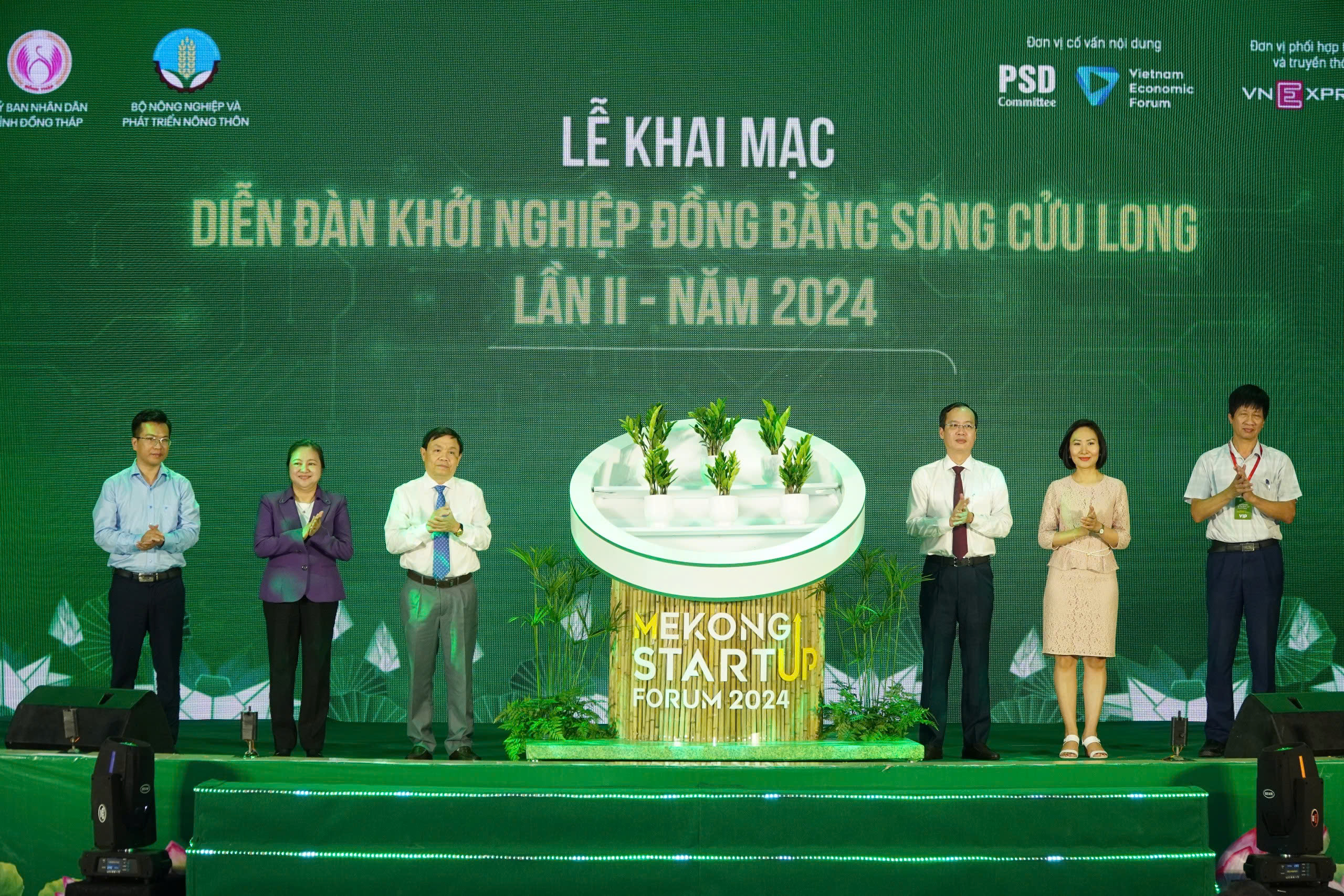 Khai mạc Diễn đàn Khởi nghiệp Đồng bằng sông Cửu Long - lần II năm 2024