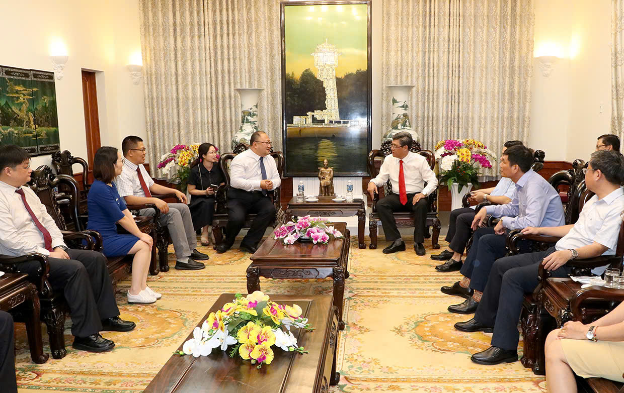 Thúc đẩy giao lưu hữu nghị giữa tỉnh Giang Tô và tỉnh Bình Thuận