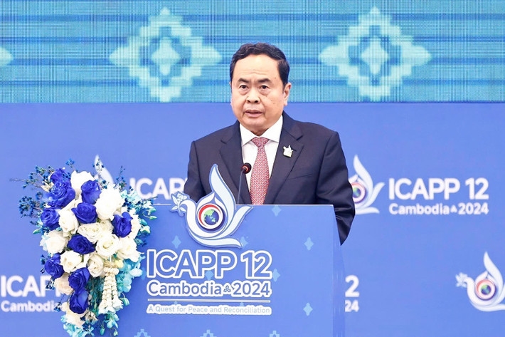 Chìa khóa giải quyết hòa bình các bất đồng, xung đột là thông qua đối thoại và hợp tác đa phương